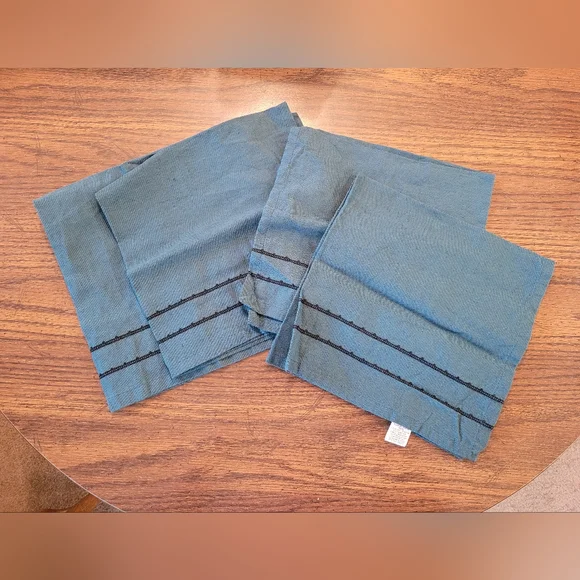 Hearth & Hand w/ Magnolia cloth napkins - Picture 3 of 5